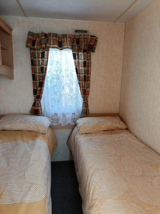 Rhosfeillion Static Caravan Apartment Llangefni Exterior photo